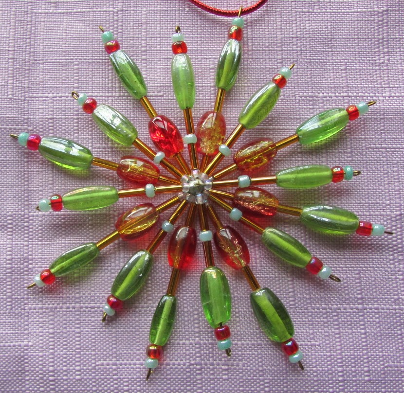 Snowflake Small – Green and Red